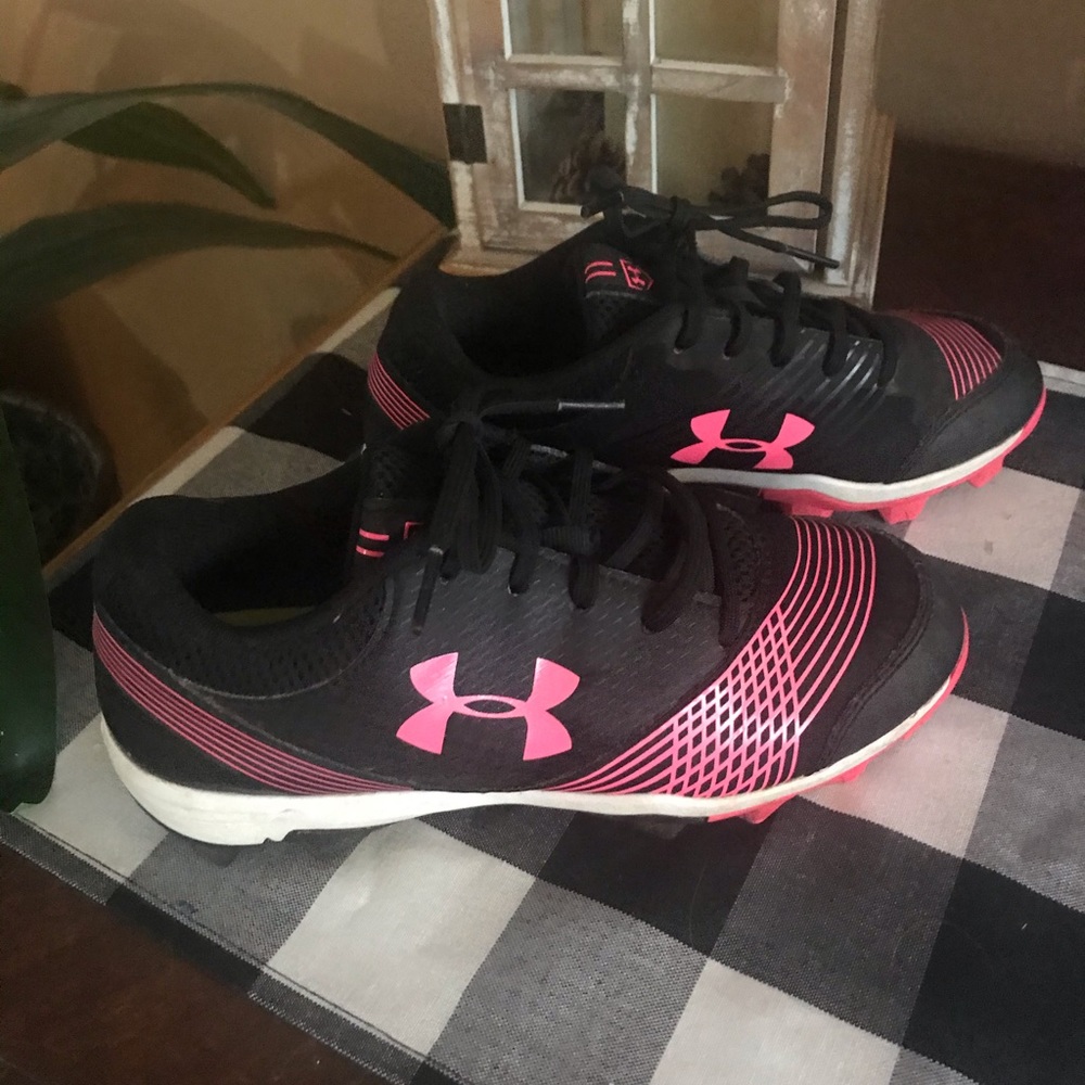 Girls Under Armour Softball Cleats